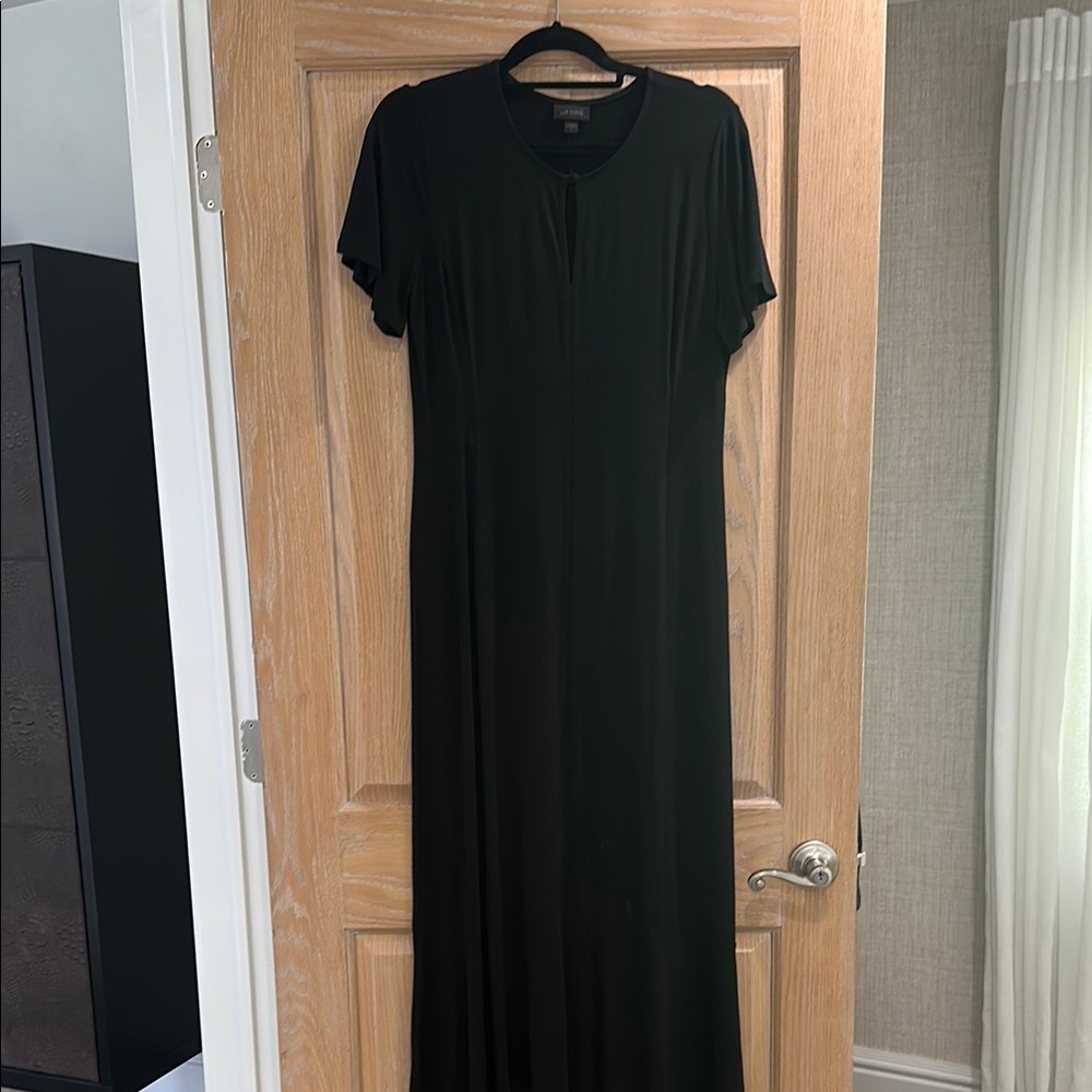 J. Jill Black Short Sleeve Maxi Gown